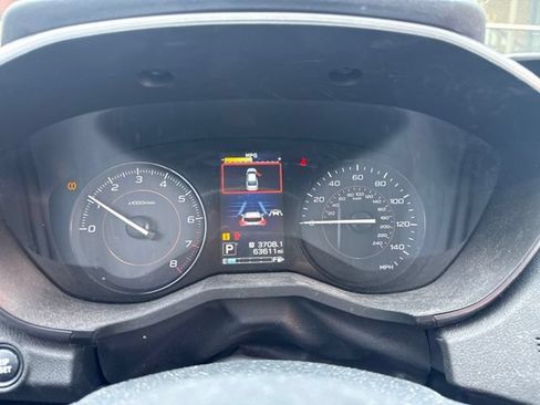 Used 2019 Subaru Crosstrek 2.0i Premium AWD/4WD image 11