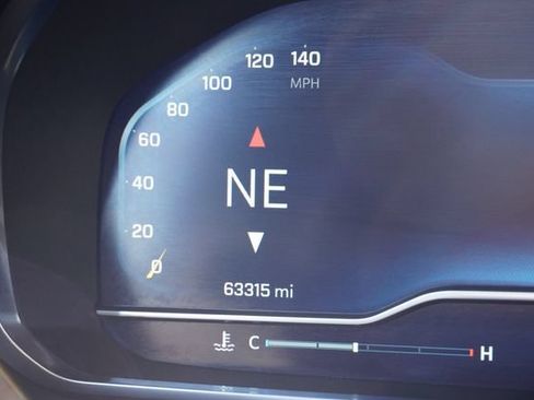 Used 2022 Chevrolet Tahoe High Country RWD image 32