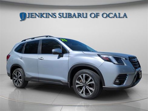 Used 2023 Subaru Forester Limited image 2
