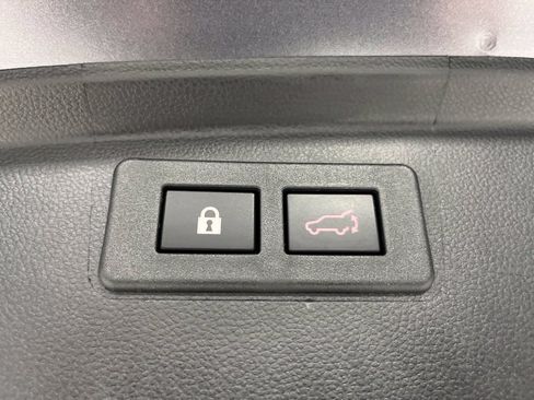 Used 2025 Subaru Outback Onyx Edition XT AWD/4WD image 37