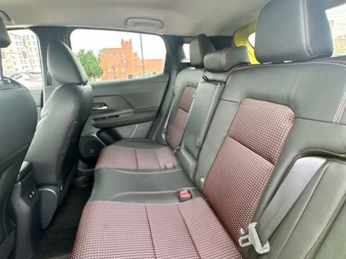 New 2025 Nissan Kicks SR image 29