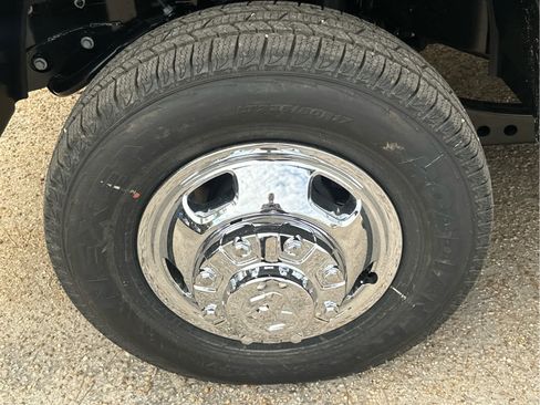 New 2026 RAM 3500 Tradesman w/ Chrome Appearance Group A image 12