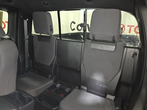 Used 2017 Toyota Tacoma TRD Sport w/ Exterior Package image 16