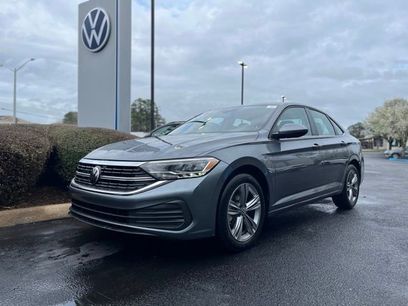 Used 2024 Volkswagen Jetta SE