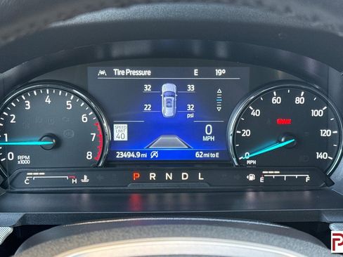 Used 2024 Ford Explorer XLT w/ Equipment Group 202A image 33