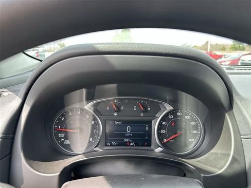 Used 2024 GMC Terrain SLE FWD image 11