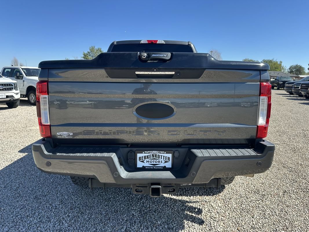 Used 2019 Ford F250 Lariat w/ Lariat Ultimate Package AWD/4WD image 9