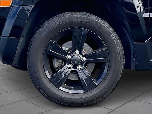 Used 2015 Jeep Patriot Sport w/ Power Value Group image 10