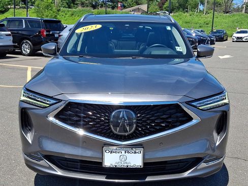Used 2023 Acura MDX SH-AWD w/ Advance Package image 2