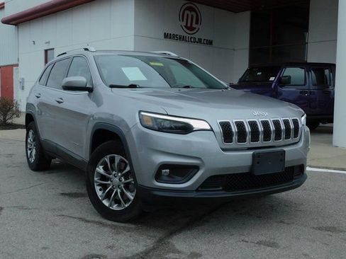 Used 2019 Jeep Cherokee Latitude Plus w/ Cold Weather Group image 19