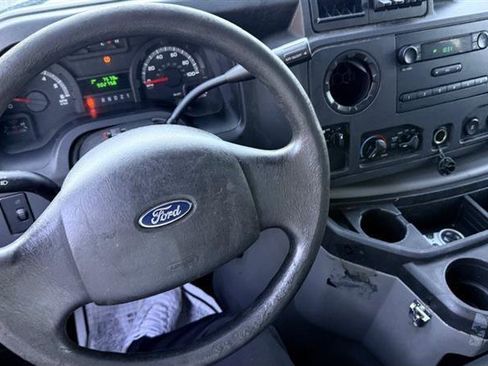 Used 2014 Ford E-350 and Econoline 350 Super Duty RWD image 35