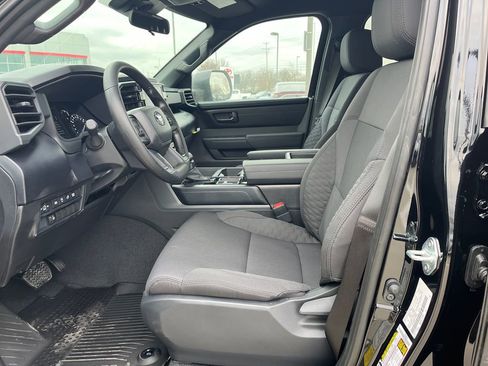 New 2026 Toyota Tundra SR image 10