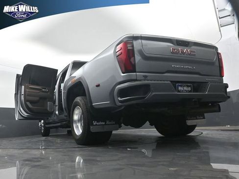 Used 2025 GMC Sierra 3500 Denali w/ Denali Reserve Package AWD/4WD image 30