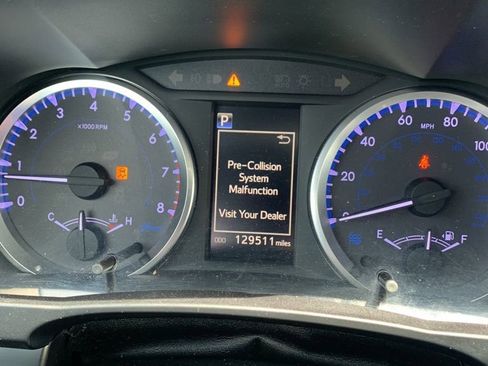 Used 2019 Toyota Highlander LE FWD image 23