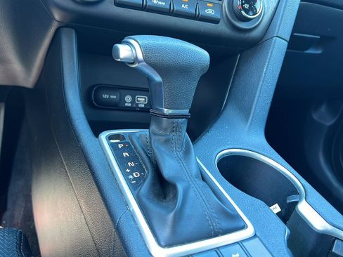 Used 2017 Kia Sportage LX AWD/4WD image 19