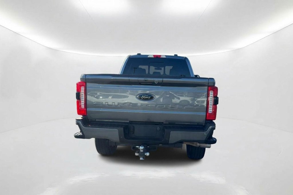 Used 2024 Ford F250 Lariat w/ Lariat Ultimate Package AWD/4WD image 7