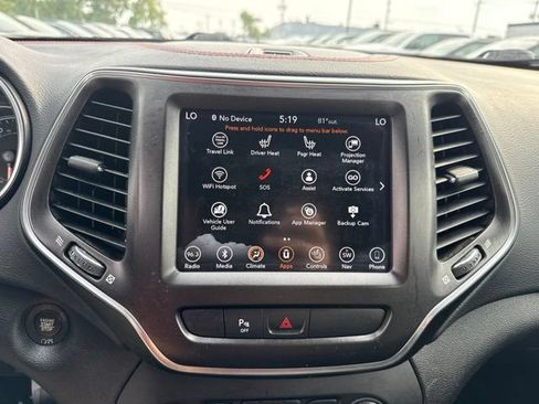 Used 2019 Jeep Cherokee Trailhawk w/ Cold Weather Group AWD/4WD image 20