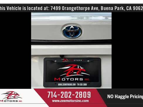 Used 2022 Toyota Corolla LE image 49