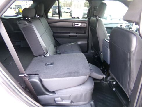 Used 2021 Ford Explorer 4WD Police Interceptor image 38