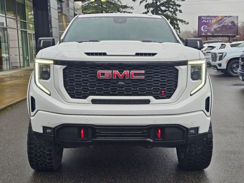Used 2023 GMC Sierra 1500 AT4 w/ AT4 Premium Package image 8
