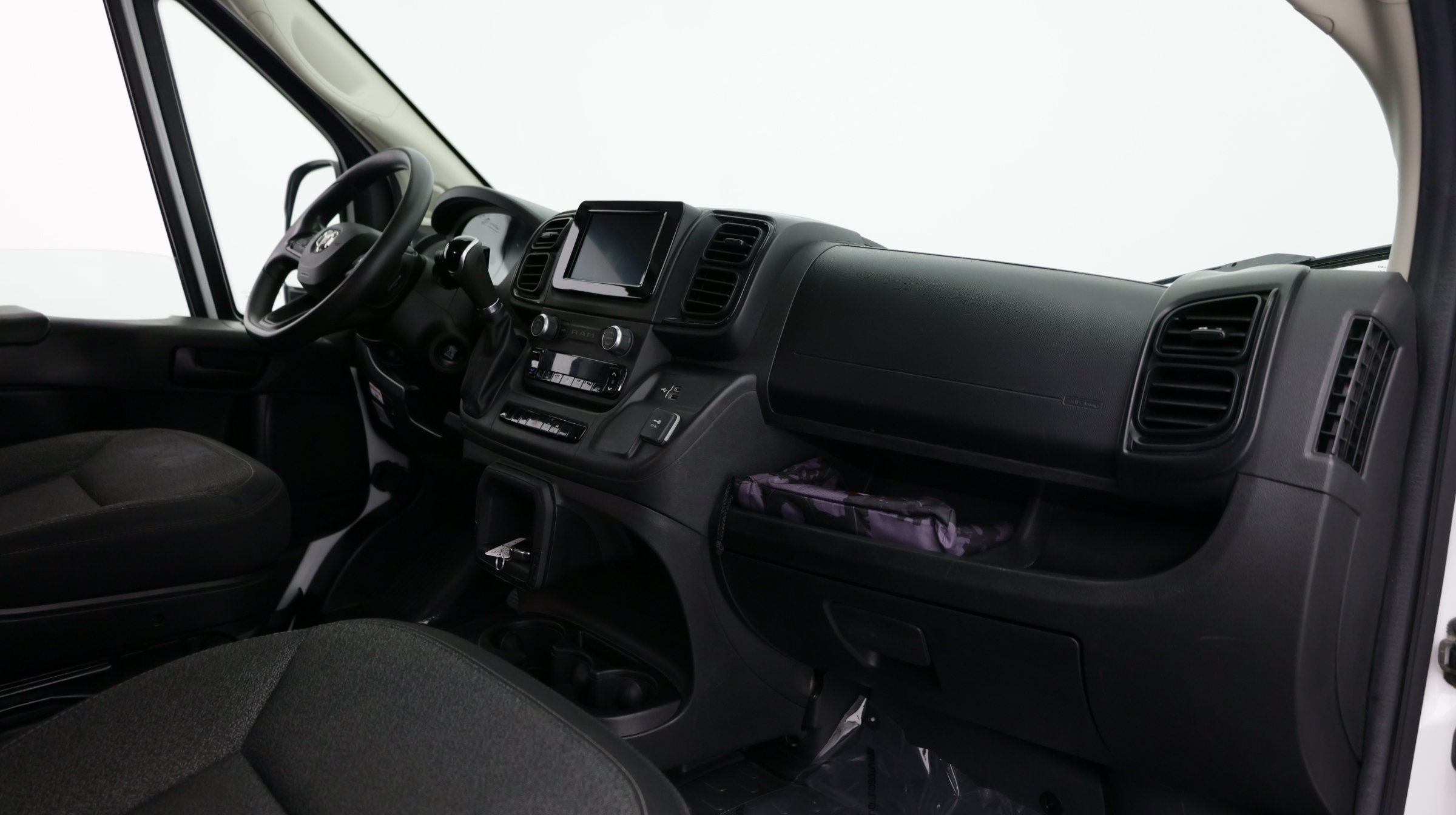Used 2023 RAM ProMaster 2500 w/ Convenience Group FWD image 28