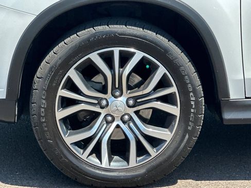 Used 2019 Mitsubishi Outlander Sport SE FWD image 24