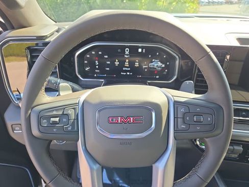 New 2026 GMC Sierra 1500 SLT w/ SLT Convenience Package image 22