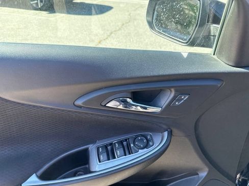 Used 2023 Chevrolet Malibu LT FWD image 12