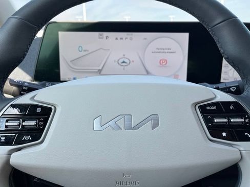 Used 2023 Kia EV6 Wind w/ Wind Technology Package AWD/4WD image 29