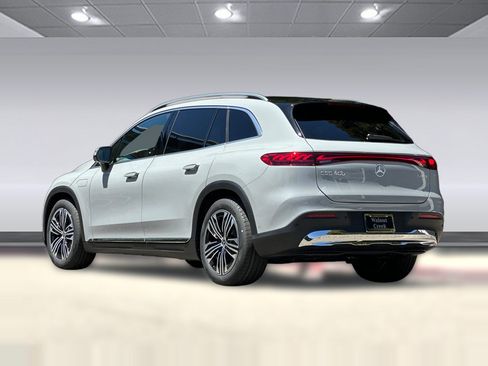 New 2026 Mercedes-Benz EQS 400 4MATIC SUV image 3