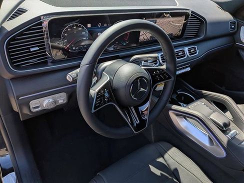 New 2026 Mercedes-Benz GLE 580 4MATIC image 3