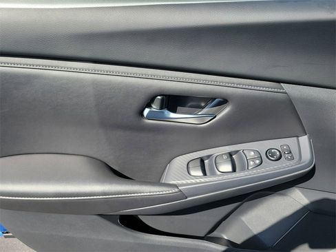 Certified 2024 Nissan Sentra SV w/ Lighting Package image 16