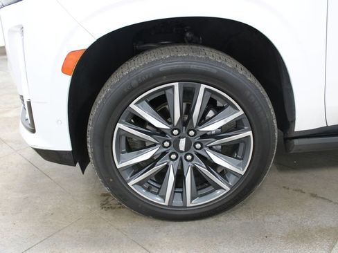 Used 2021 Cadillac Escalade Sport Platinum image 12