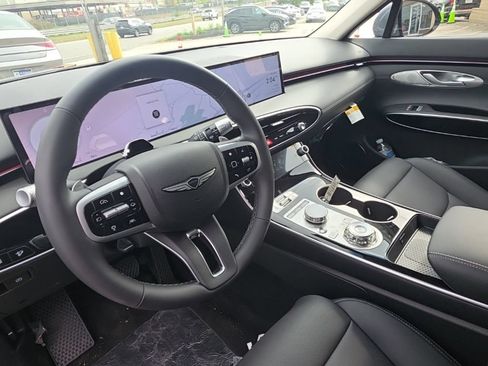 New 2027 Genesis GV70 2.5T AWD/4WD image 16