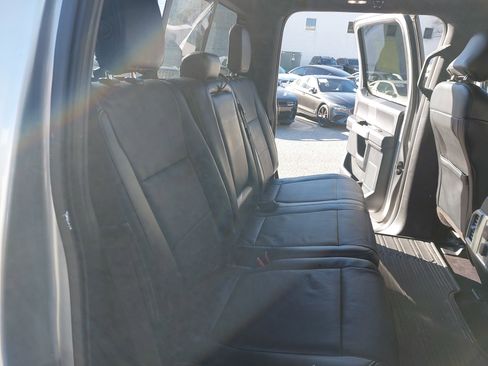 Used 2015 Ford F150 Lariat image 11