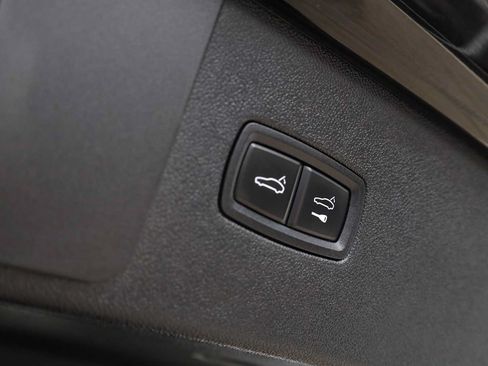 Used 2019 Porsche Cayenne AWD/4WD image 62
