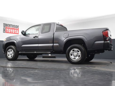 Used 2022 Toyota Tacoma SR image 28