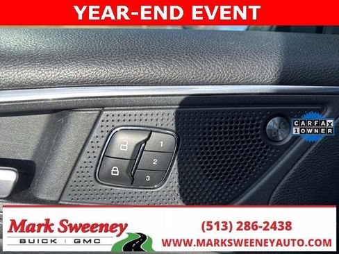 Used 2022 Ford Edge Titanium image 9