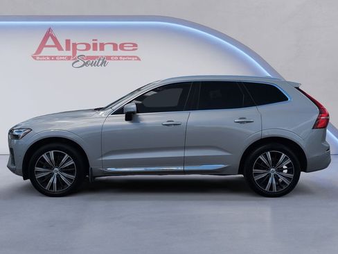 Used 2022 Volvo XC60 B5 Inscription w/ Advanced Package image 2