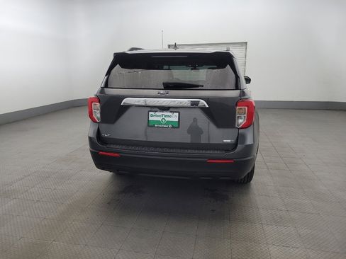 Used 2020 Ford Explorer XLT w/ Comfort Package image 7