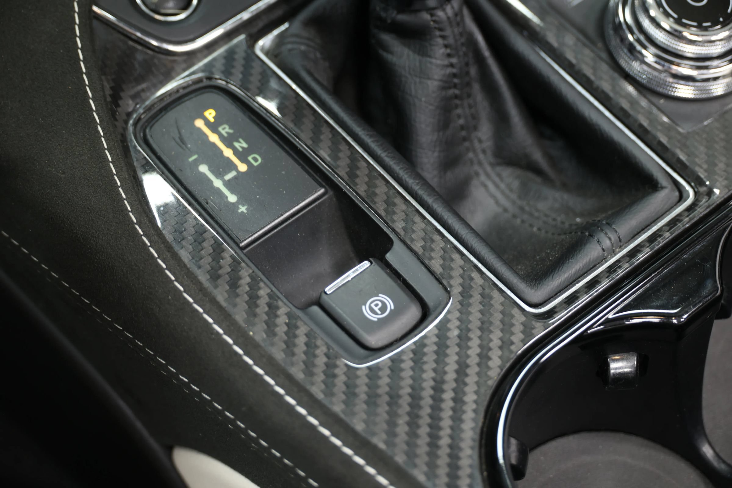 Used 2018 Maserati GranTurismo Sport RWD image 41