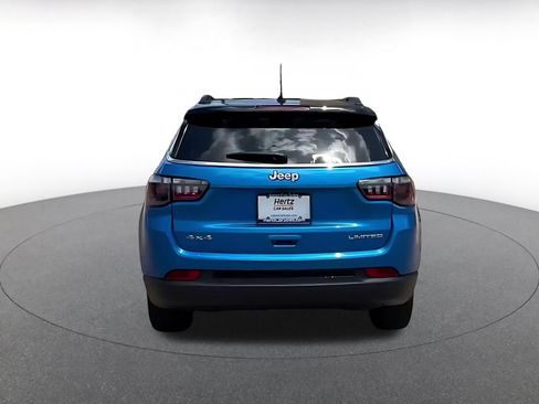 Used 2025 Jeep Compass Limited AWD/4WD image 8