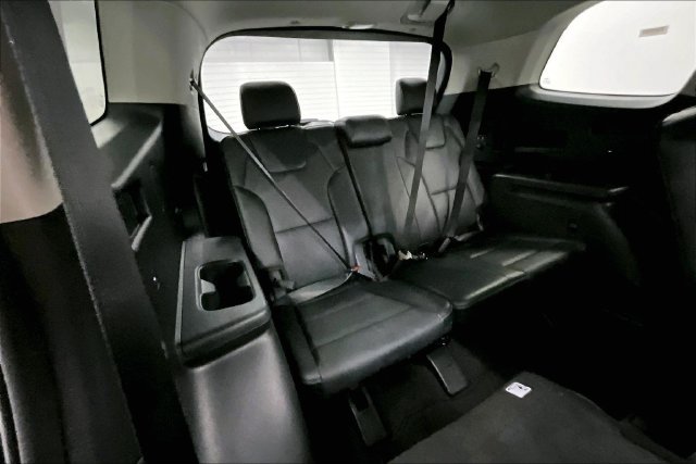 Used 2025 Kia Telluride S AWD/4WD image 31