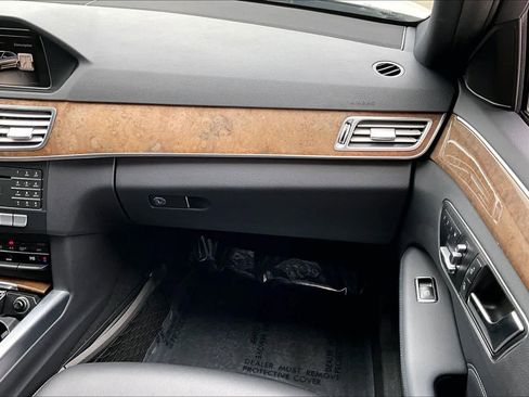 Used 2016 Mercedes-Benz E 350 Sedan image 15