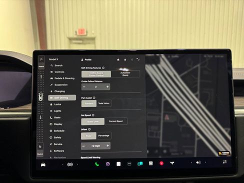 Used 2023 Tesla Model X image 15