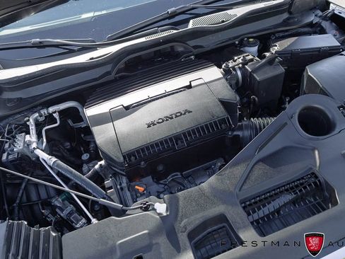 Used 2025 Honda Pilot Elite image 45