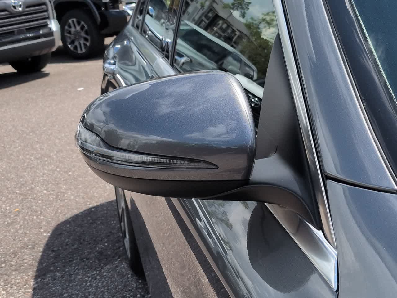 Used 2019 Mercedes-Benz C 300 Sedan image 12