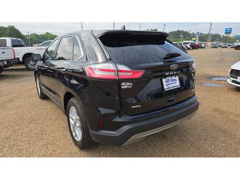 Used 2024 Ford Edge SEL AWD/4WD image 3