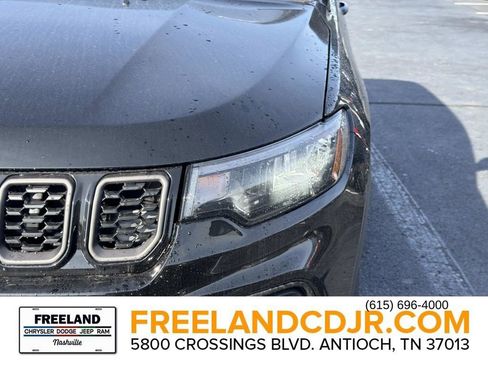 New 2026 Jeep Compass Latitude image 9