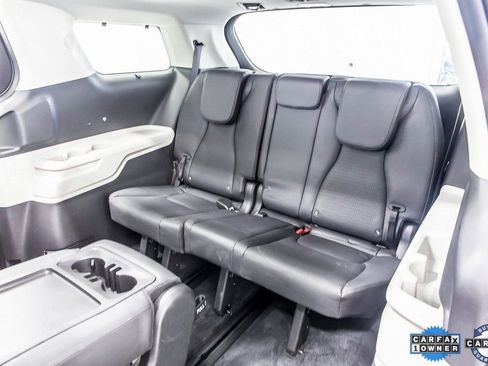 Used 2024 Kia Carnival SX Prestige image 36